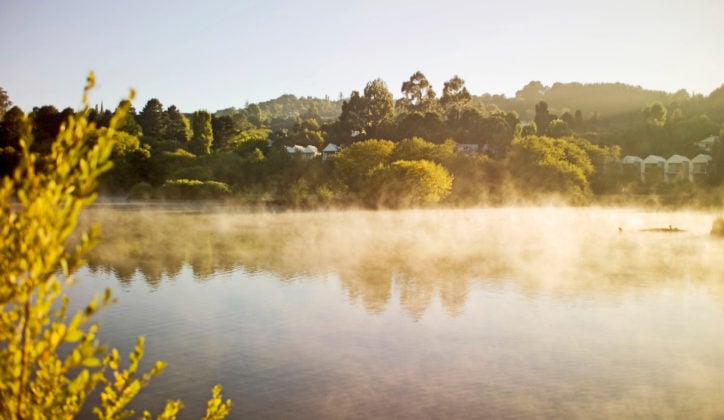 lake-house-daylesford-lake-view