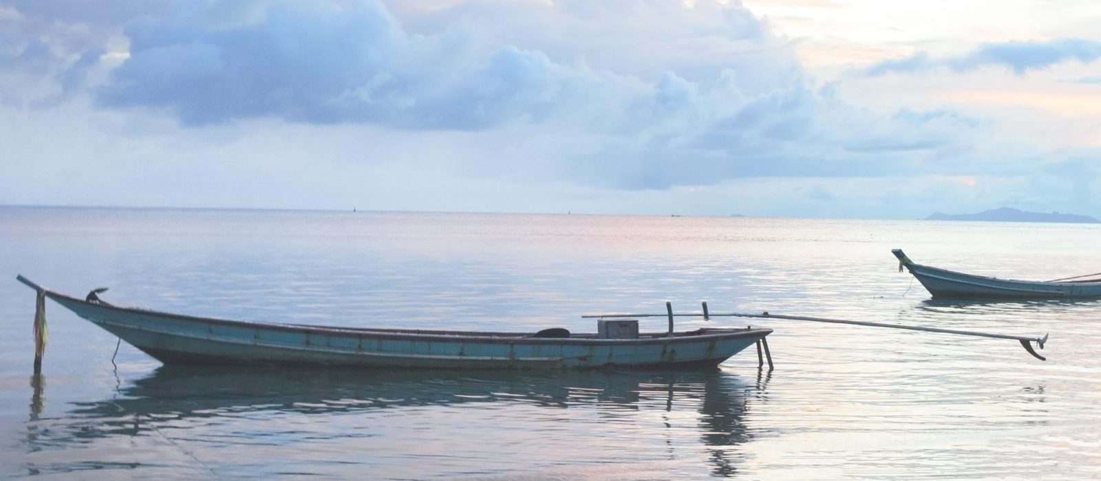 lovina-indonesia-boats