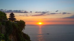 uluwatu-bali-sunset